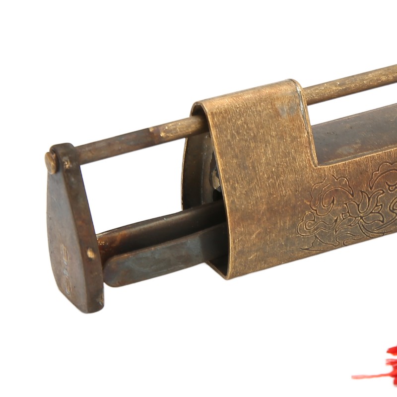 Brass Antique Padlock Spacing 5.9cm Exquisite Rustproof Chinese Old Style