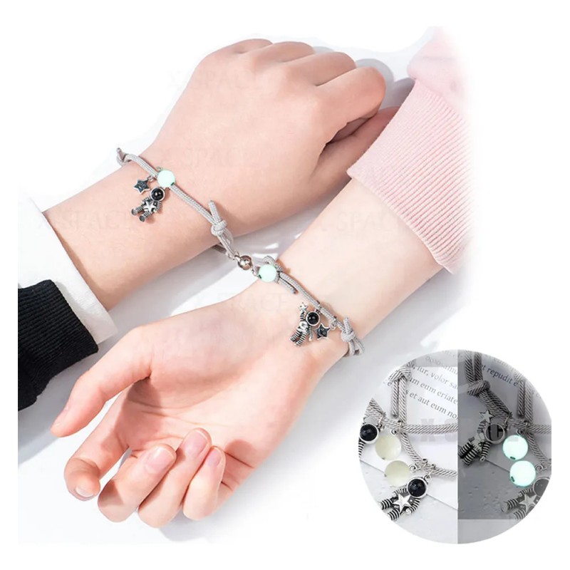 Pulsera Parejas Imán Astronauta Brilla Oscuridad Gris Ajustable AKELIN
