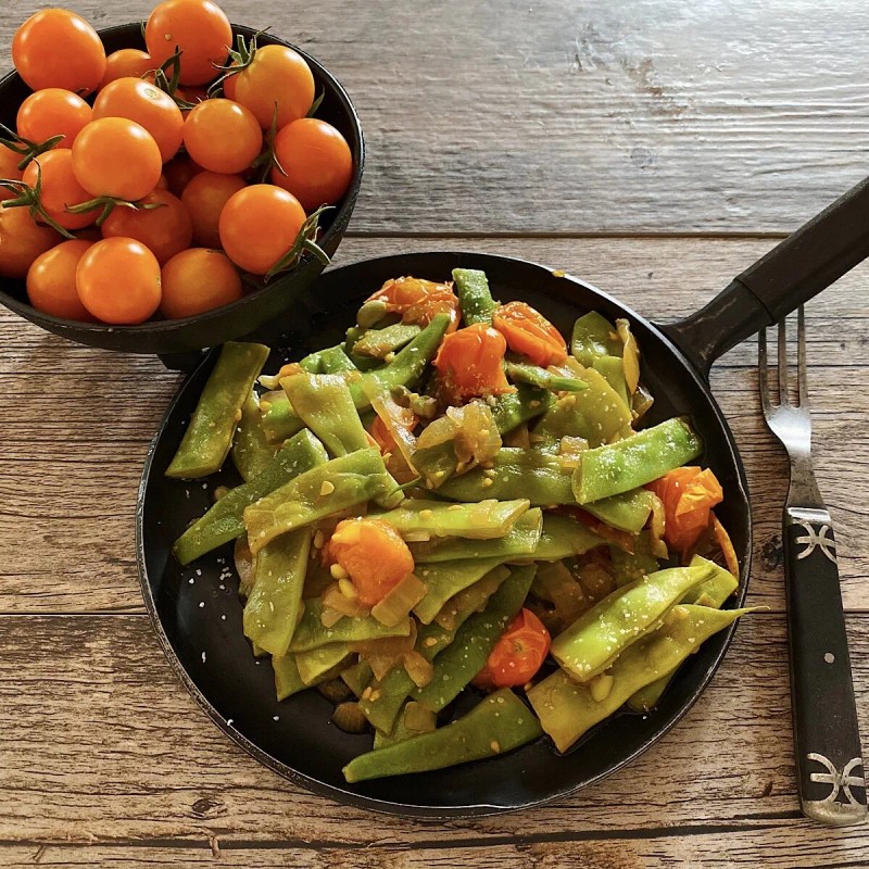 TomorrowSeeds Lu Qing Romano Bean Seeds | Pole Beans Light