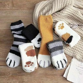 Yulun 5 Pairs Women Fuzzy Socks Cozy Soft Fluffy Cute Animal Slipper Socks Sleeping Warm Socks Christmas for Girls