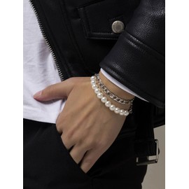 2Pcs Pearl Bracelet for Women Dainty Pearl Bracelets Wedding Bridal Bracelets Bridesmaid Dresses Gifts Wedding Guest Dresses for Women Christmas Jewelry Gifts Stocking Stuffers