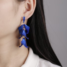 RUOFFETA Acrylic Petal Earrings for Women, Long Rose Petal Dangle Earrings Boho Flower Statement Earrings Floral Jewelry(Royal Blue)
