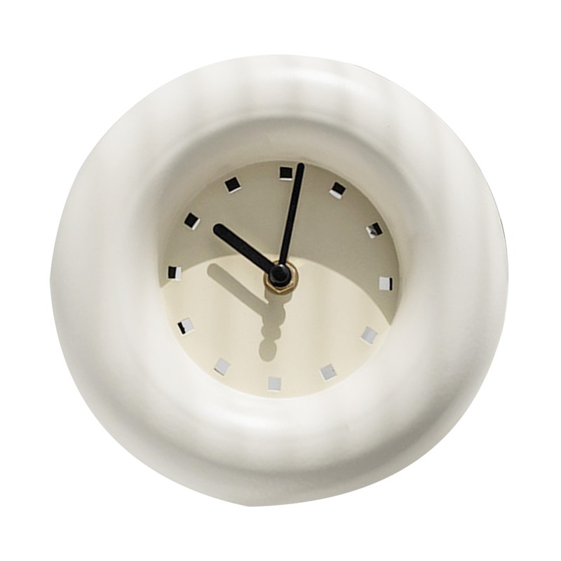 Desk Clock Iron Round Modern Decorative Silent Battery Operated Table