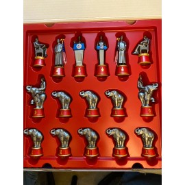 BulbHead  2020 Battle for The White House Chess Set Board Game Republican v. Democrat