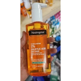 Neutrogena Clear & Defend 2% Salicylic Acid Face Wash 200ml