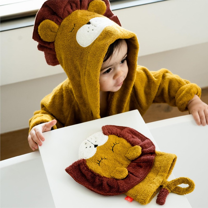 KIKADU Lion Face Cloth, Children's Wash Cloth with Animal Face