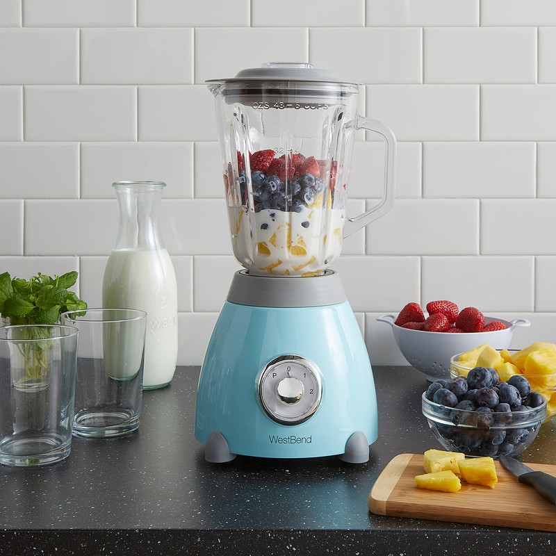 West Bend Blender Retro-Styled 3 Speeds with 48 oz Glass