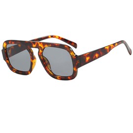 Ggpyyon Trendy 70s Square Sunglasses for Women Men,Vintage Square Pilot Sunglasses Fashion Flat Top Shades(Leopard/Light Grey)