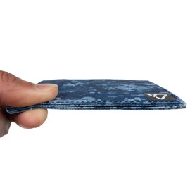 TechLead Ultra Slim Wallet (thin, minimalist, urban camouflage, modern travel design for men and women) (Digital Blue)