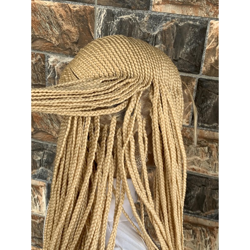 Braided wig lemonade style (color 613)