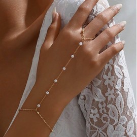 Inateannal Boho Pearl Finger Ring Bracelet Gold Pearl Hand Chain Bracelet Gold Slave Finger Bracelet Pearl Bead Wrist Ring Bracelet Bead Bracelet Chain Jewelry for Women
