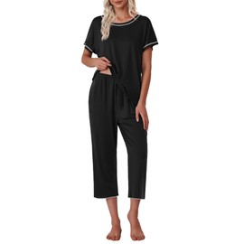 Ekouaer 2 Pack Women's Pajamas Short Sleeve Sleepwear Tops and Capri Pants Pjs Black, Polka dots M