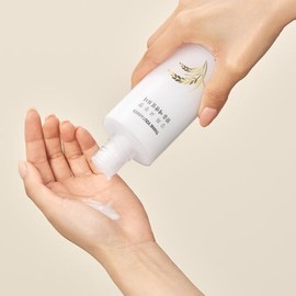 Thank You Farmer Gangwha Gyodong Rice Clear Essential Toner 200ml / 땡큐파머 강화교동쌀 맑음 에센셜토너 200ml
