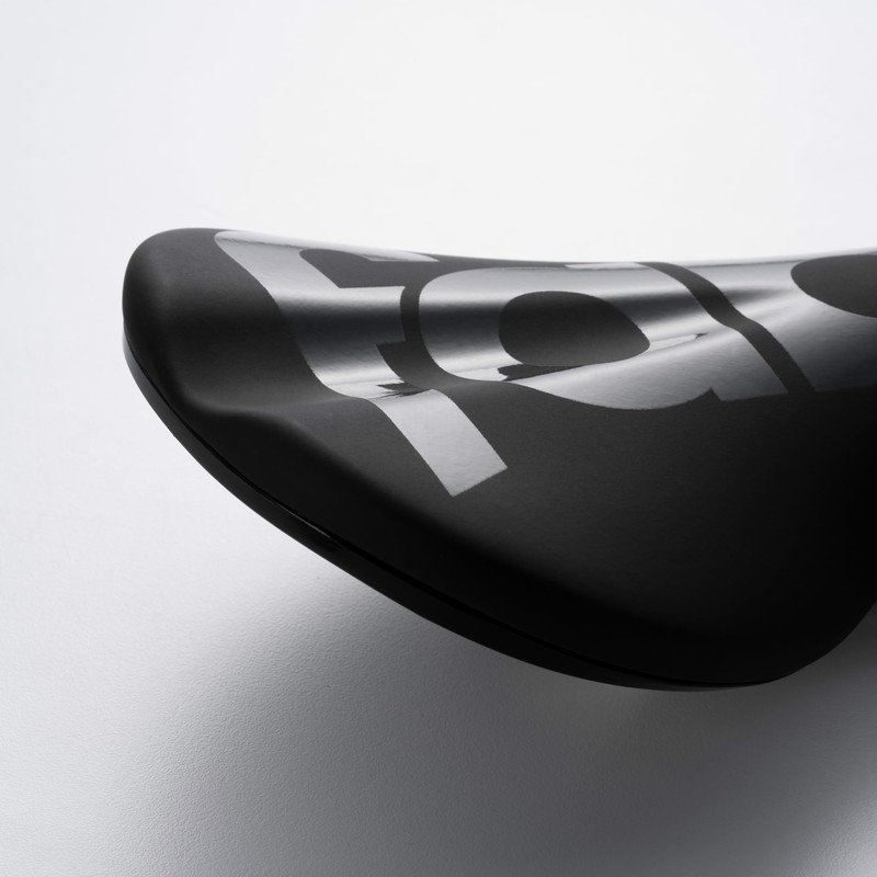 Fabric Scoop Race Team Shallow Saddle – Titanium Rails –