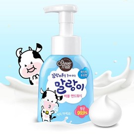 Aekyung Mallang Bubble Hand Wash 300ml Bottle Type White Milk Scent / 버블 핸드워시 말랑이 300ml 용기형 화이트우유향