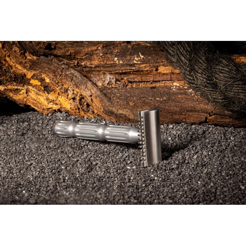 Safety Razor Open Comb – Goodfellas' Smile Gladio 150 ml