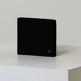 Hazzys (광주신세계)블랙 로고패턴 소가죽 반지갑HJWA2F831BK (Shinsegae Gwangju) Black Logo Pattern Cowhide Wallet HJWA2F831BK