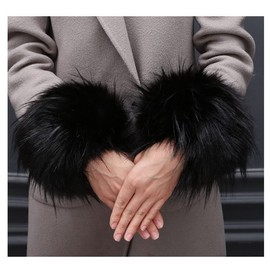 SHTGOI Women's Fur Cuffs Fur Wrist Warmer Faux Fur Cuffs Arm Warmers Winter Hand Warmer Sleeves Plush Pulse Warmer Fur Warmers Faux Fur Arm Warmers Gloves Black 1#