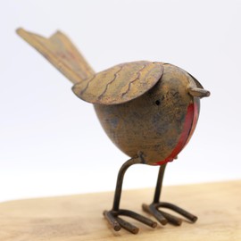 Fyne-Finds Rustic Metal Garden Robin Ornament Outdoor Tin Robin Bird Vintage Decoration