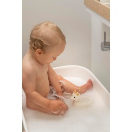 Sophie la Girafe - Bath Toy So'Pure - 100% Natural Rubber - Easy Grip and Chew - Waterproof and Hygienic - Playful Bath Fun - Age: 0 m +
