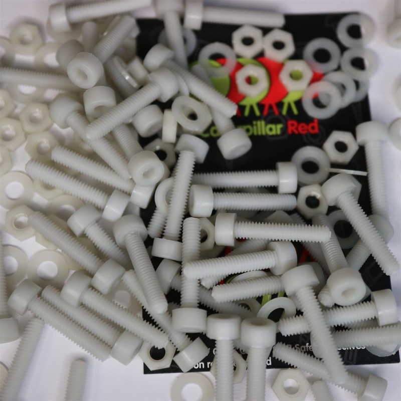 50 x Glass Filled Reinforced, Super Nylon Socket Head, M4