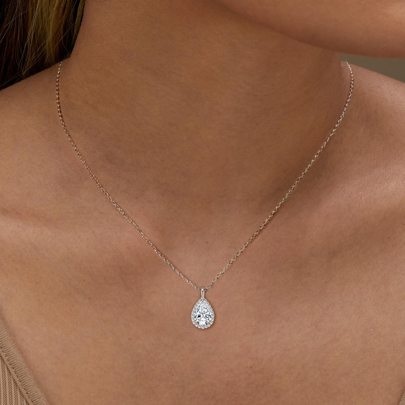 EONFUN 2.5CT Pear Moissanite Pendant Necklace for Women (Silver)