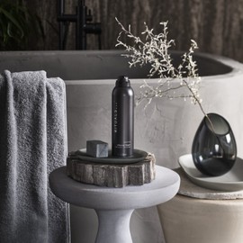 RITUALS Homme Collection Shower Gel 220ml - With Cedar Wood and Vitamin E Complex - Stimulating and Refreshing