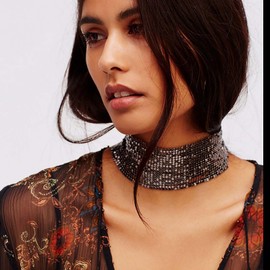 Atentuyi Black Chain Metal Mesh Choker Punk Sequin Choker Necklace Short Thick Choker Wide Collar Necklace Vintage Statement Choker Ball Costume Accessories Jewelry for Women and Girls