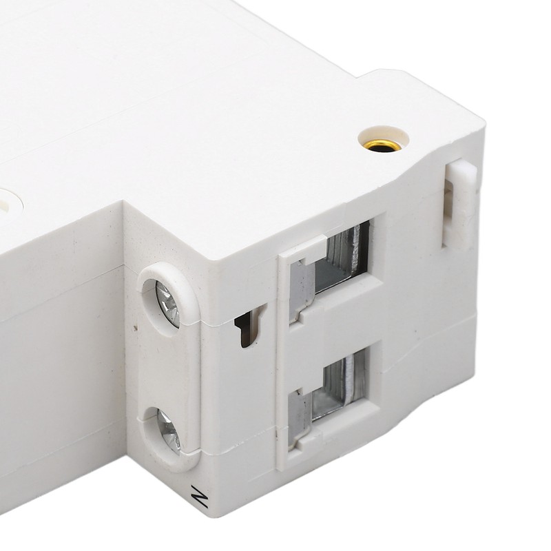 Circuit Breaker Leakage Protection Pa66 Sensitive Response 1P+N Circuit Breaker