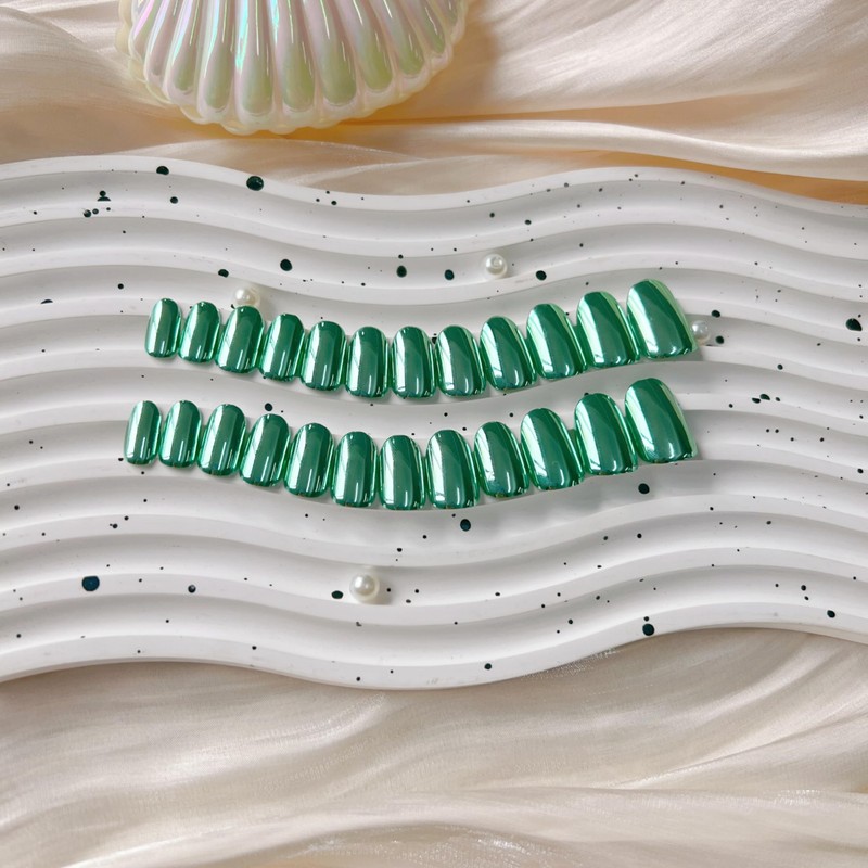 St. Patrick's Day Green Chrome Press on Nails Short Almond