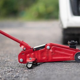 HOMSFOU 2.75 Inch Hydraulic Jack Caster Wheel Front Replacement Swivel Wheel for 2 Ton Floor Jack Durable Metal Accessory