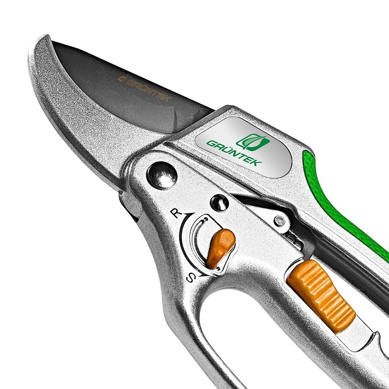 GRÜNTEK Secateurs Kakadu up to 24 mm with Switch On-Off