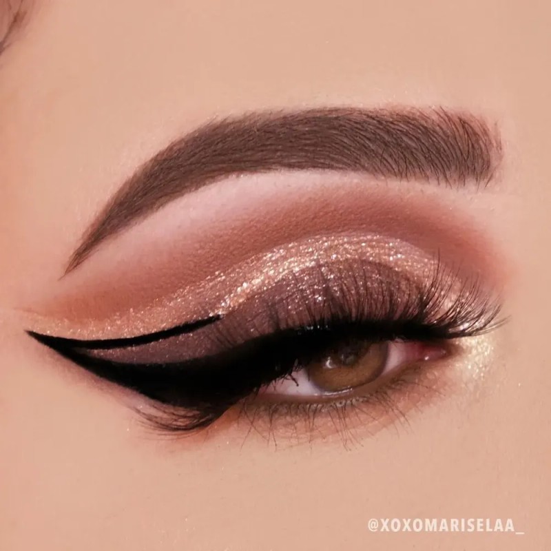 Sombra Líquida Moira Cosmetics Con Glitter Diamond Daze Tono 14