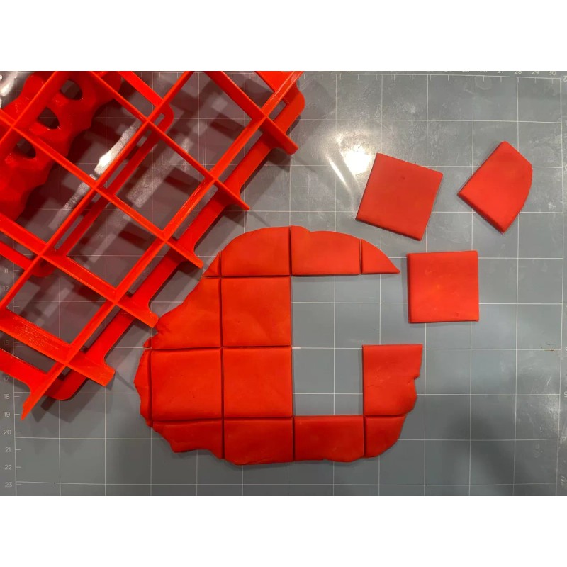 Cookie Cutz 1.5”x 36 Square Multi Cutter with Handle (Open