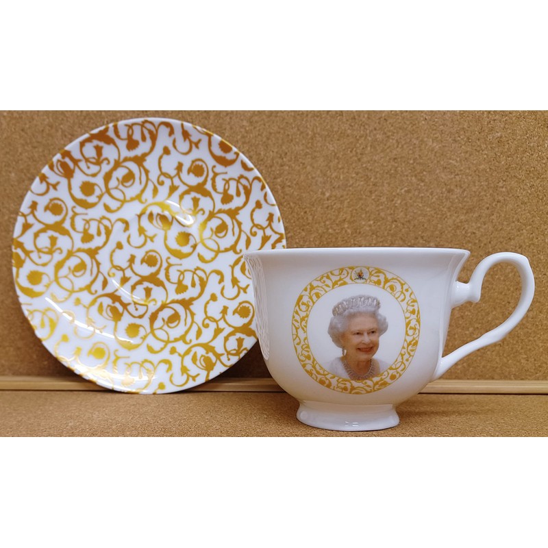 in Loving Memory of Her Majesty Queen Elizabeth II 1926-2022