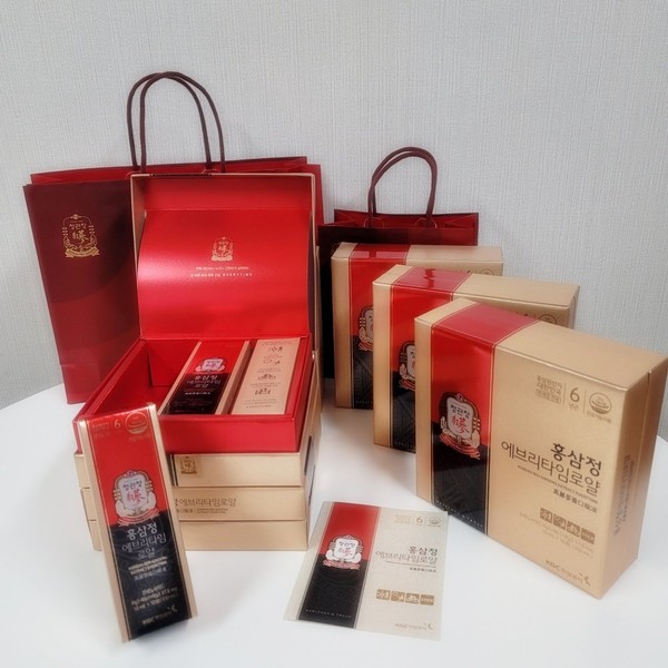 CheongKwanJang Red Ginseng Extract, 1 packet per day, Everytime Royal 10ml, 30 packets / 정관장 홍삼정 하루 한포 에브리타임 로얄 10ml 30포