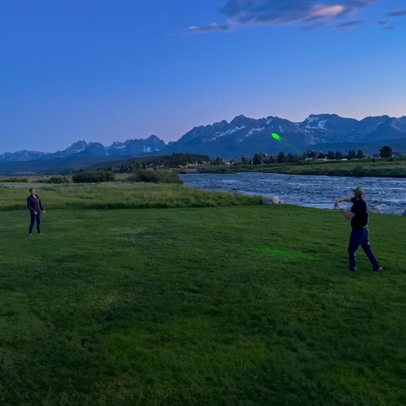 LIGHTRO - Foam Glow in The Dark Football - Super