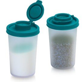 SIGNORAWARE Salt and Pepper Shakers Moisture Proof Set of 2 Large Salt Shaker to go Camping Picnic Outdoors Kitchen Lunch Boxes Travel Spice Set Clear with Teal Covers Lids Plastic Airtight Dispenser