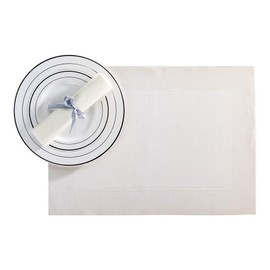 Restaurantware Geneva 16 Inch x 12 Inch Vinyl Table Mats 6 Heat Resistant Dinner Placemats - Stain Resistant Washable White Vinyl Kitchen Table Mats Woven For Parties and Dining Tables