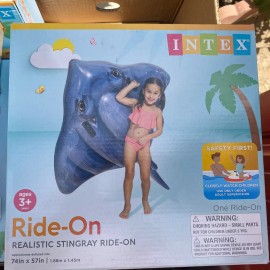 Intex Realistic Stingray Ride-On 74 in x 57 in Giant Floatie Big Pool Lake NEW