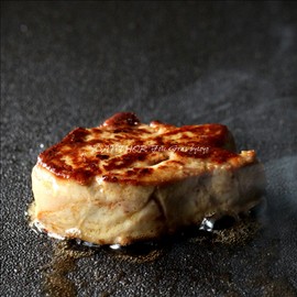 Hungarian Foie Gras, Whole Ball, 17.6 - 24.7 oz (500 - 700 g), Canal (Duck), World's Three Delicacies