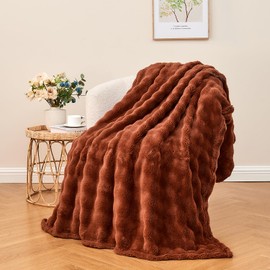 Wajade Fleece Throw Blanket Bubble Faux Fur Fluffy Bed Blanket Super Cosy Warm Large Blanket for Bed Sofa Car, Coffee 127x153CM