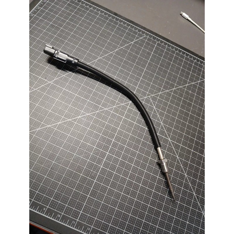 Volvo 21164790 Genuine Volvo Temperature Sensor OEM D12 D13