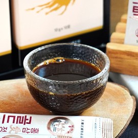 The Joeun Food [The Joeun Food] [The Joeun] 6-year-old Punggi ginseng red ginseng sticks, 30 packs, 1 box (gift box) / [더조은푸드] [더조은] 6년근 풍기인삼 홍삼스틱 30포 1박스 (선물박스)