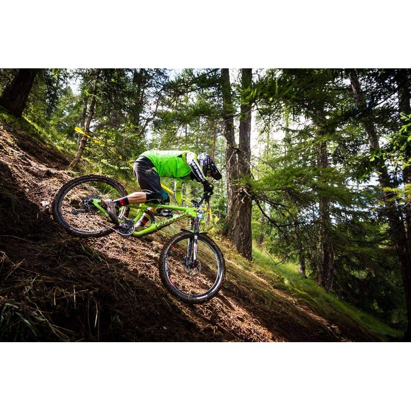 Mucky Nutz Face Fender, Black/Red, Regular