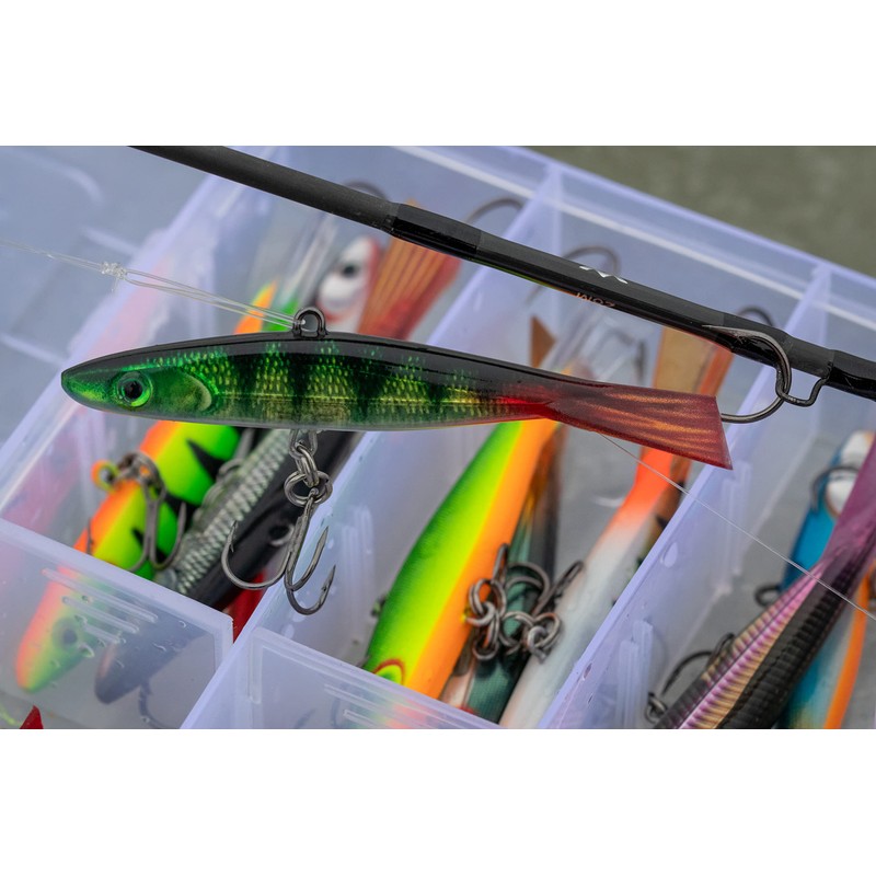 Jigging Shadow Rap 09 Live Perch