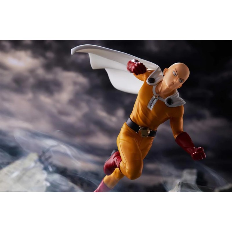 BANPRESTO ONE Punch Man - Saitama - Figurine 13cm