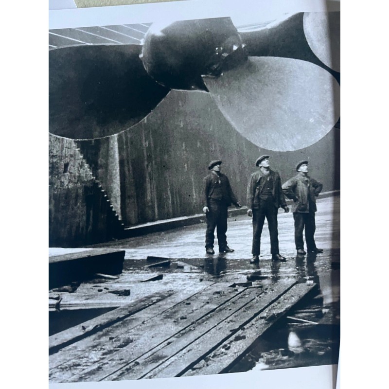 RMS TITANIC PORT WING PROPELLER IN THOMPSON GRAVING DOCK