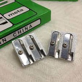 METALICO Sacapuntas Metálico Doble Orificio Con 12 Piezas