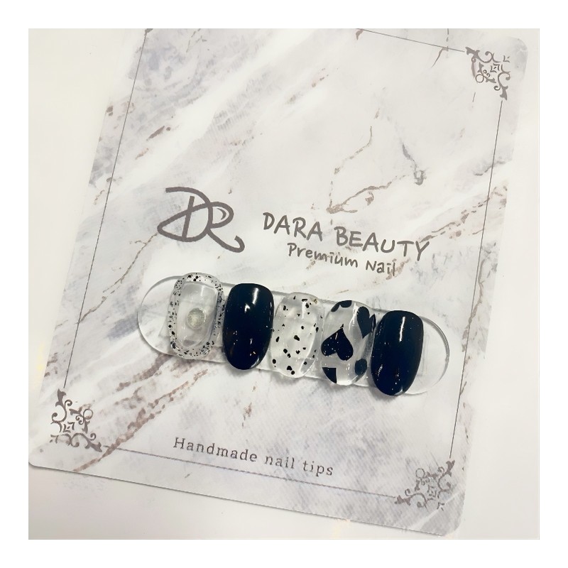 Dara Beauty March Art of the MonthBlack Heart Donut Nail❣